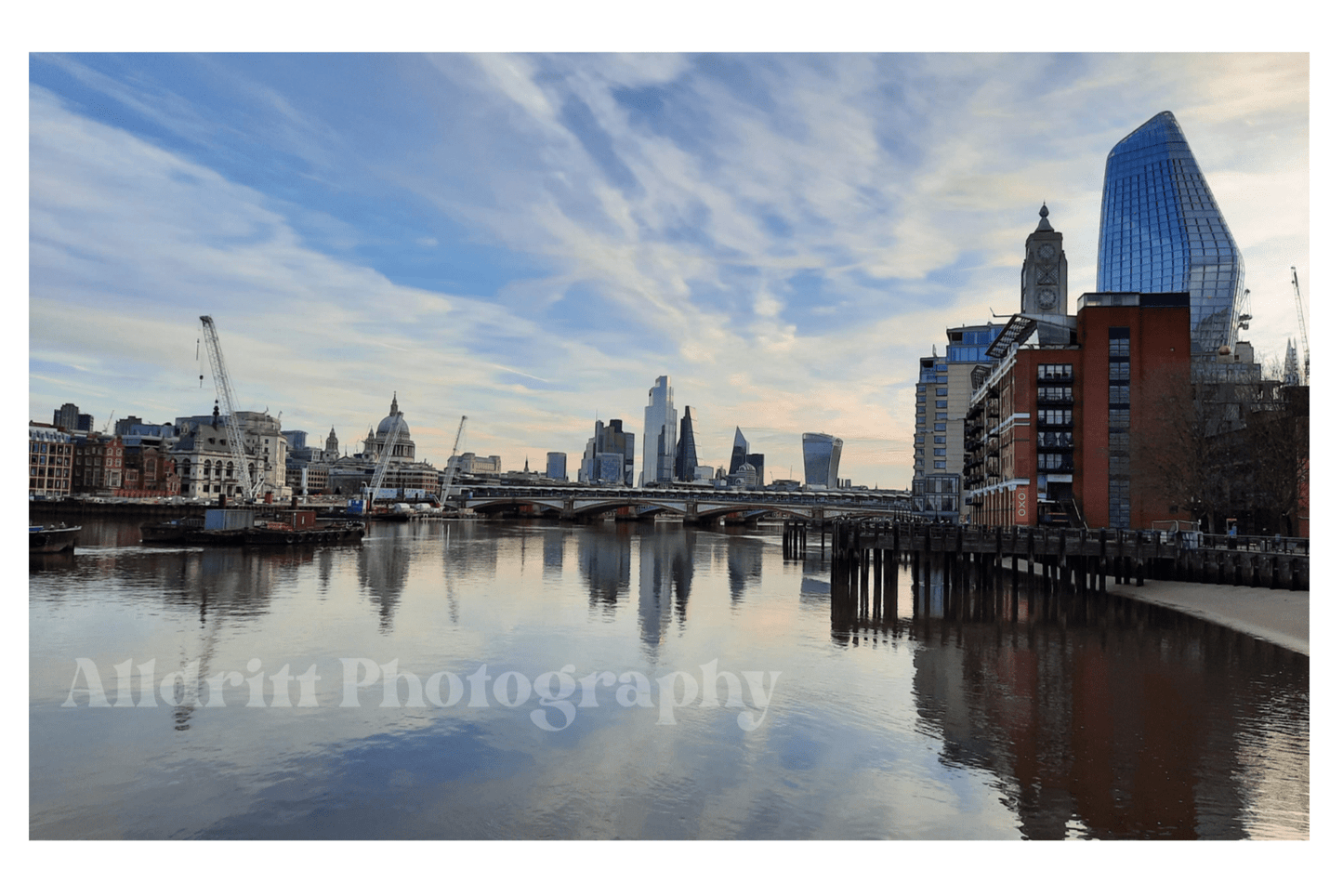 London Skyline Reflection - Alldritt.Photographyproduct_name